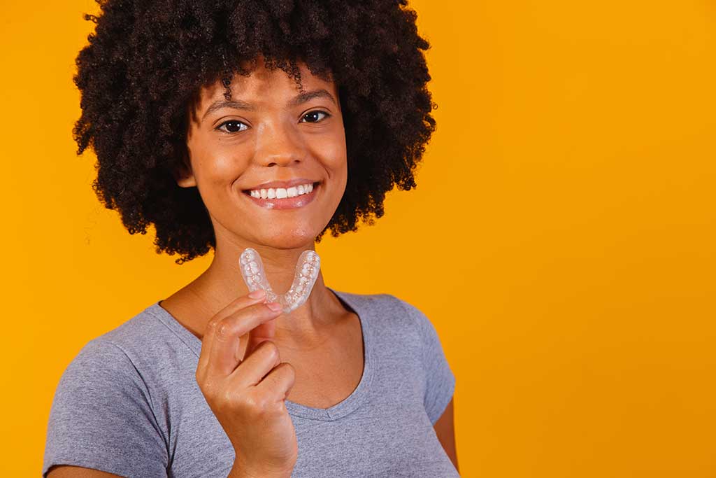 El bruxismo y apretar los dientes, tratamiento en Belmonte Clínica Dental El bruxismo y apretar los dientes, tratamiento en Belmonte Clínica Dental